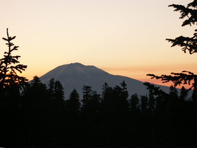02_mountain_sunrise